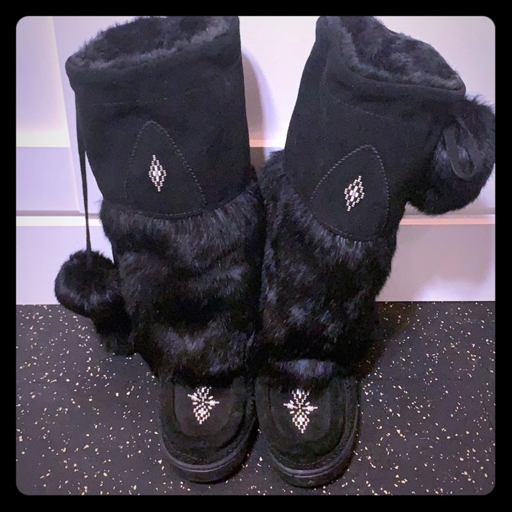 Genuine leather and rabbit fur moccasins